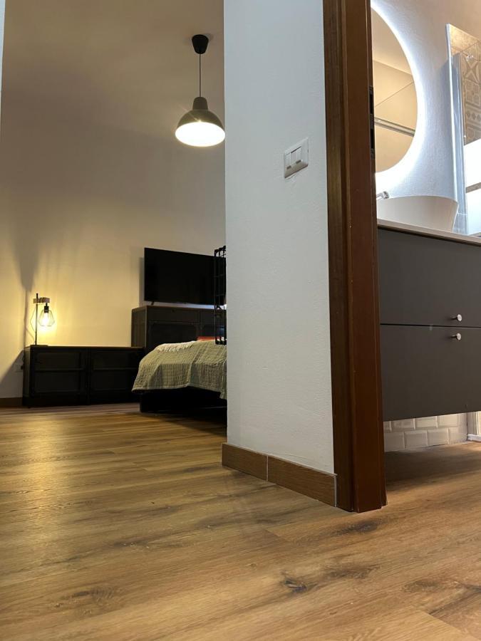 Stylish Apartment 3 Km Away From Duomo - Netflix, Wi-Fi, All Comforts Included Μιλάνο Εξωτερικό φωτογραφία