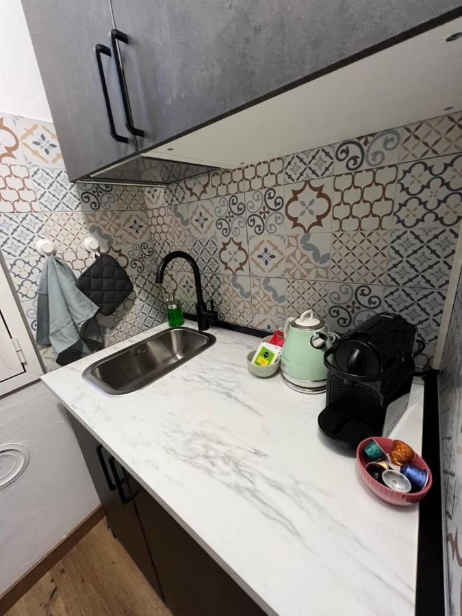 Stylish Apartment 3 Km Away From Duomo - Netflix, Wi-Fi, All Comforts Included Μιλάνο Εξωτερικό φωτογραφία