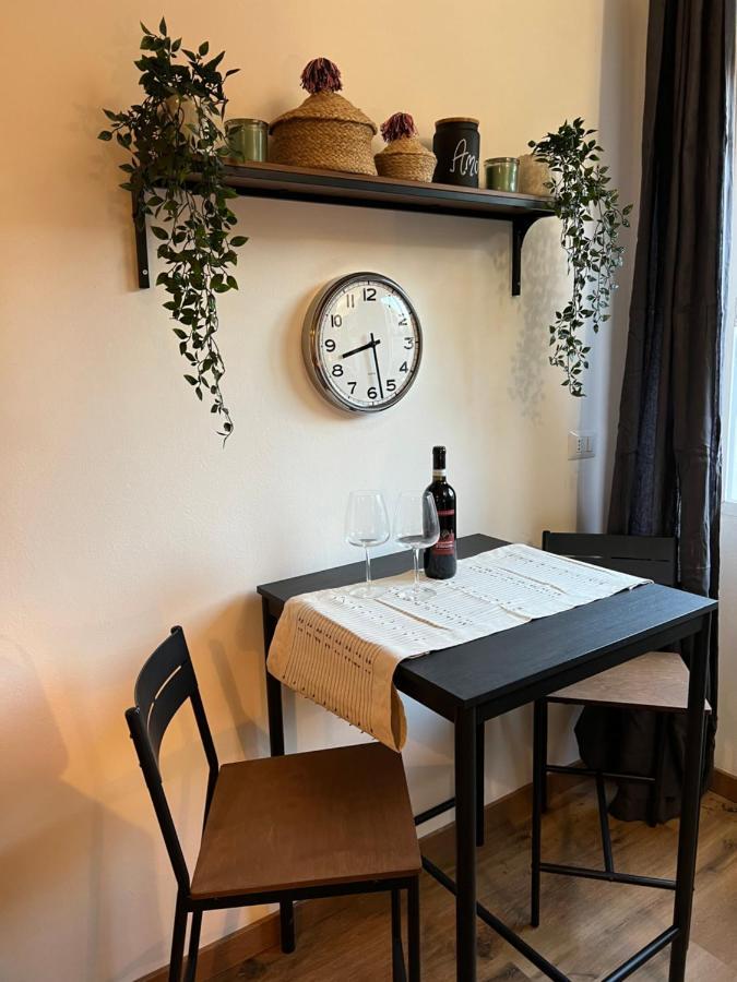 Stylish Apartment 3 Km Away From Duomo - Netflix, Wi-Fi, All Comforts Included Μιλάνο Εξωτερικό φωτογραφία